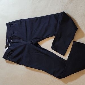 CALVIN KLEIN HIGH RISE SKINNY JEANS 10/29